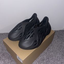 Yeezy Foam Runner Brand New 