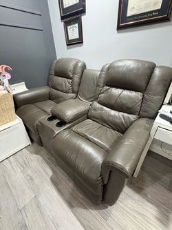 LA-Z-Boy Recliner Loveseat Leather