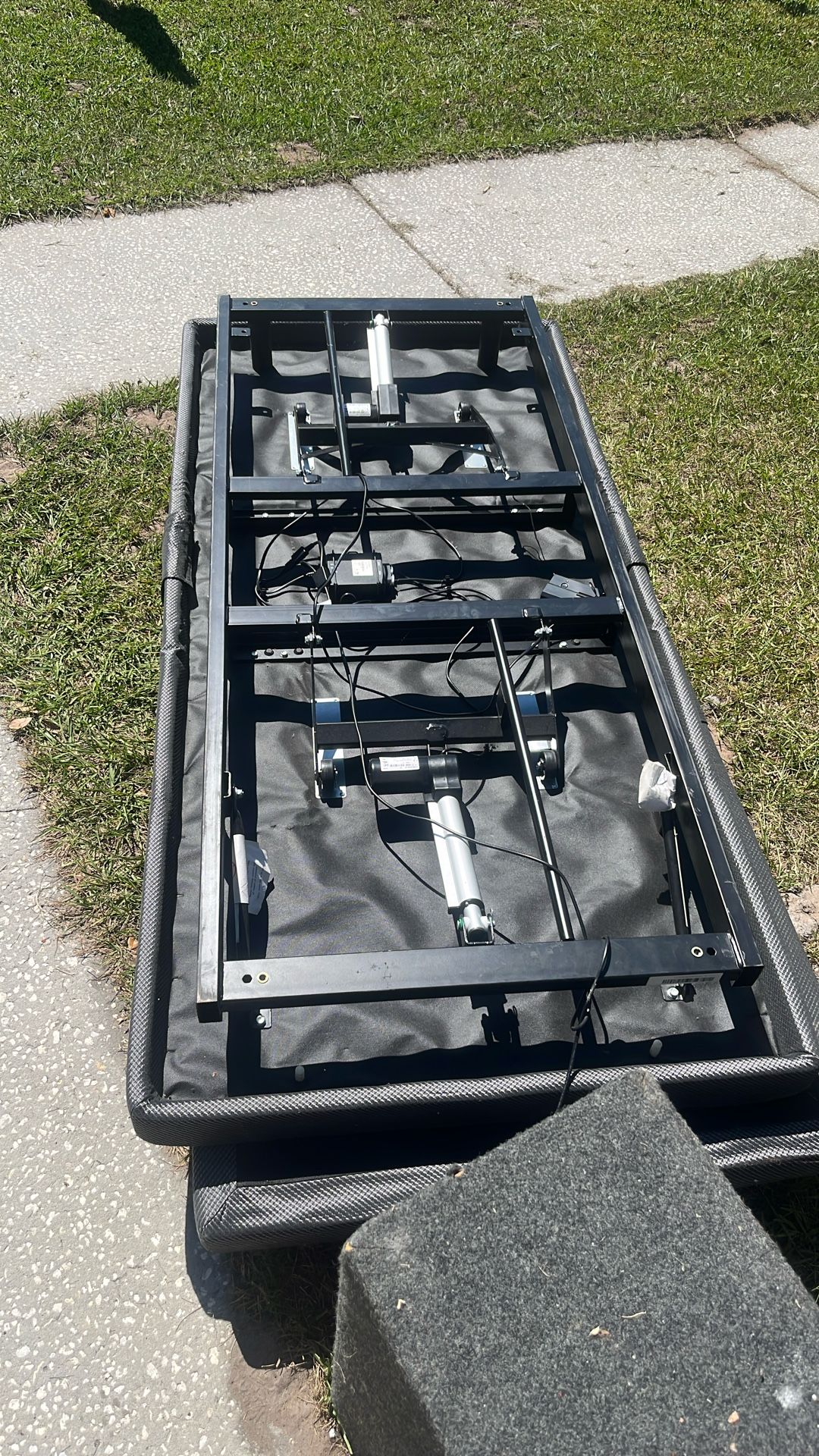 Queen Size Beauty Rest Box Spring 