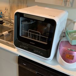 COMFEE Mini Dishwasher