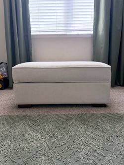 Large ottoman