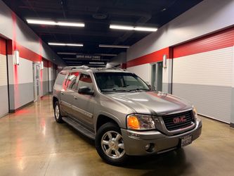 2005 GMC Envoy XL 3rd Row Clean title