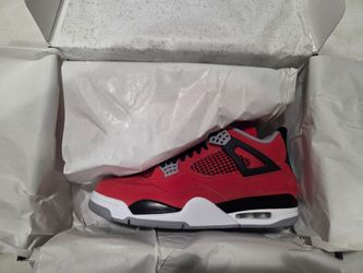 Jordan 4 Retro
Toro Bravo (2026) 12M