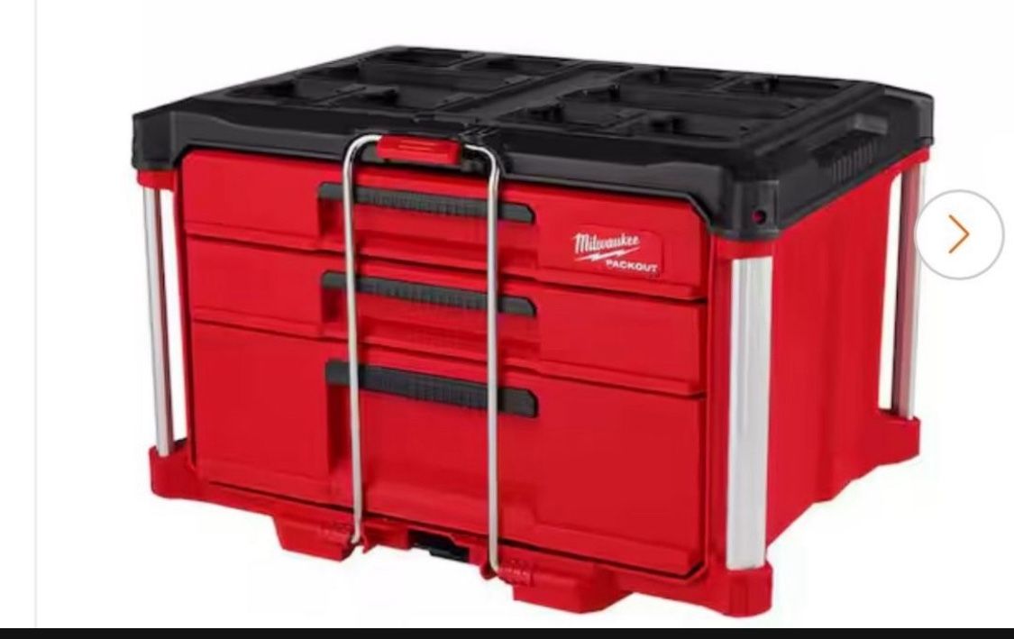 New Milwaukee PACKOUT