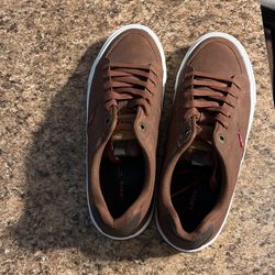 Levi’s (Brown) MENS 9.5 