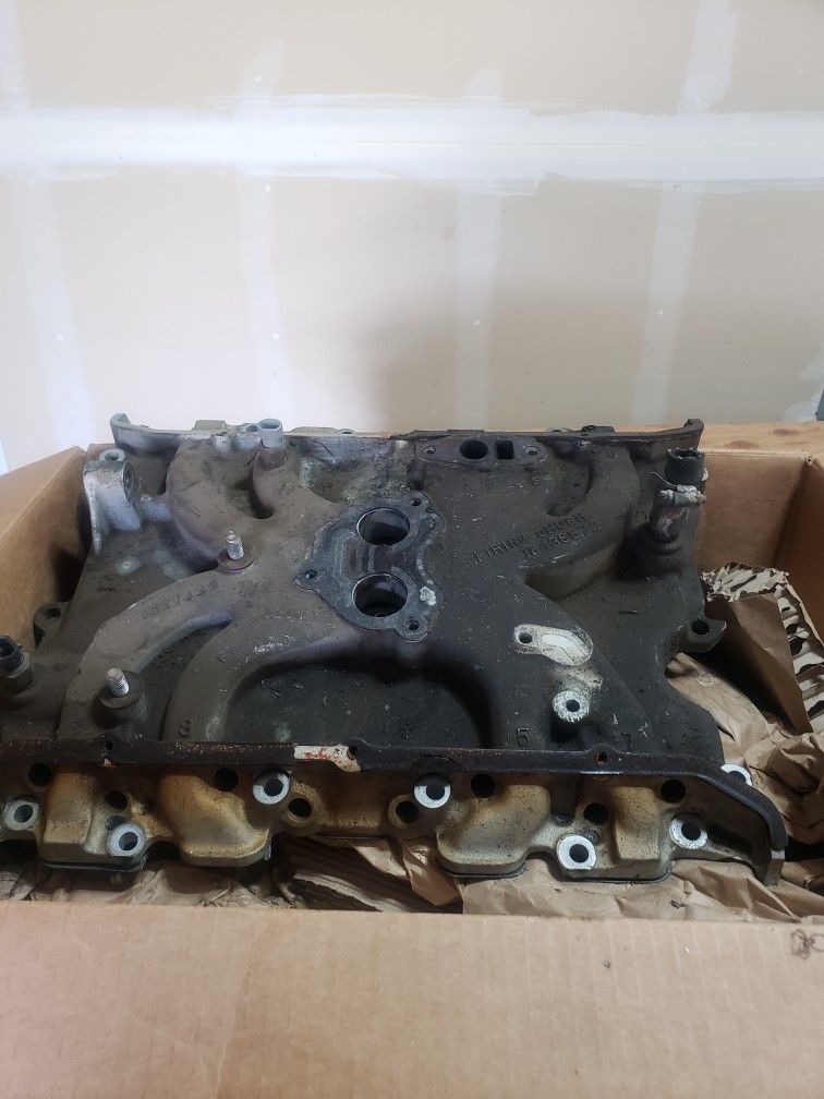 1980's Cadillac Intake Manifold