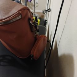 Crossbody purse