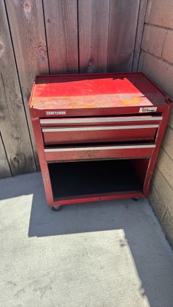 Free tool storage unit