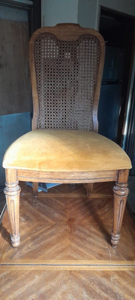 Vintage Hibriten Chair