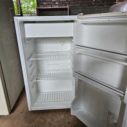 Small Refrigerator 