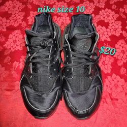 Nike Women's Shoes 10