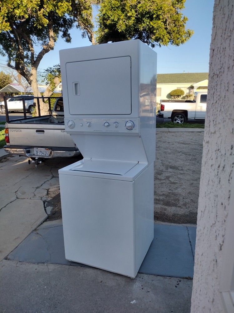 Stackable Washer And Gas Dryer
