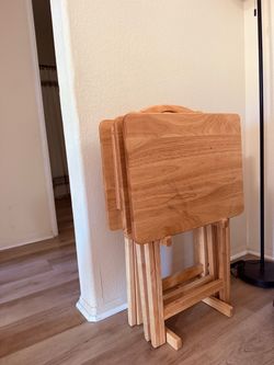 Set of 4 Solid Wood Folding TV Tray Tables + Stand