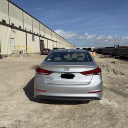 2017 Hyundai Elantra