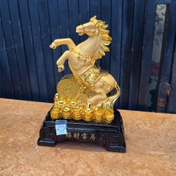 big golden horse stand on all the coins  for year 2026