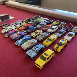 Large collection of Hot Wheels, diecast, and Matchbox cars #HotWheels #DiecastCars  #cars #collection #bulk