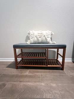 Upholstered Entryway Bench with shelf, Like new, 34in
