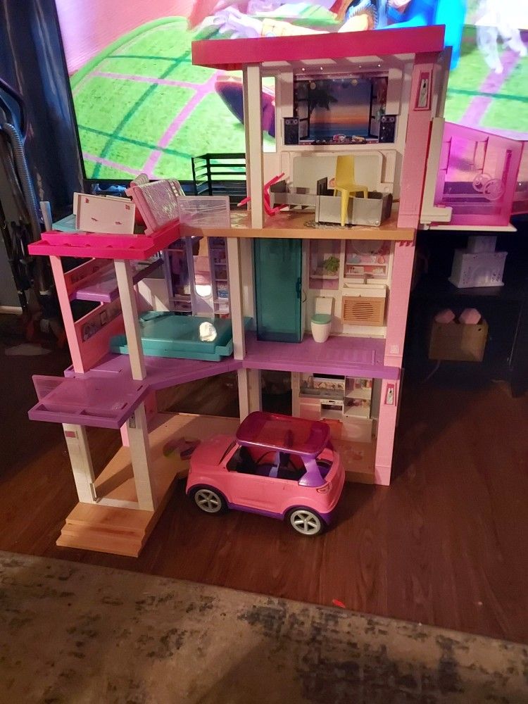 Doll House