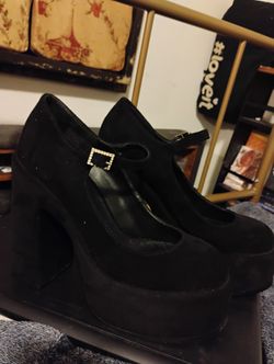 Steve Madden Stelletos Sz 7 1/2