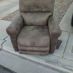 Recliner  Good Condition