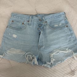 Levi Shorts 