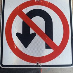 No U Turn Sign