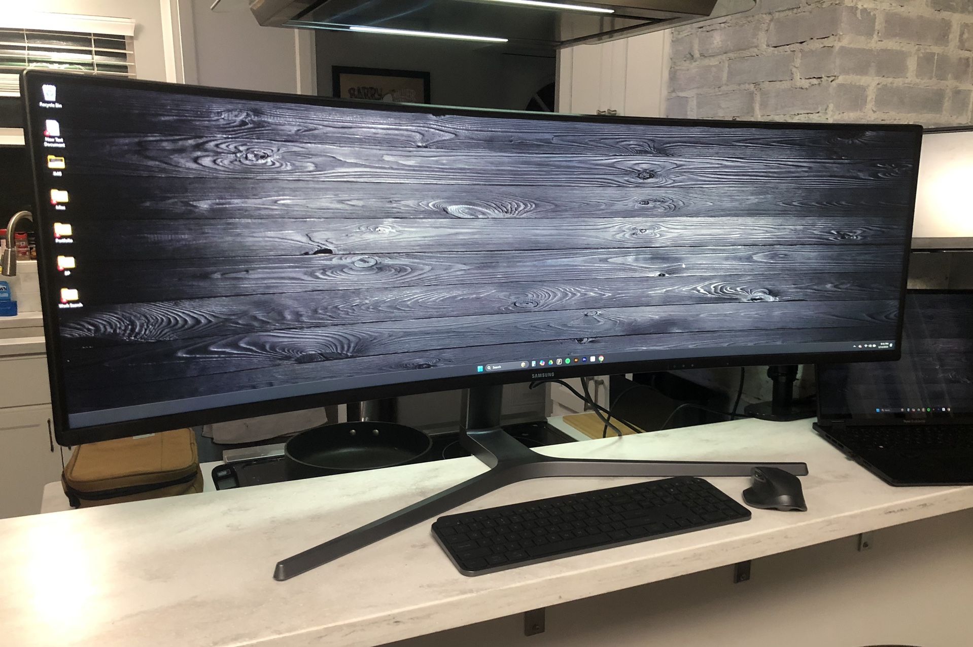 Samsung CHG90 49” Gaming Monitor