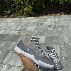 Jordan 11 ( Cool Grey)