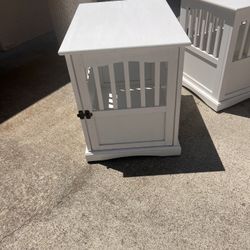 Dog Crate / End Table