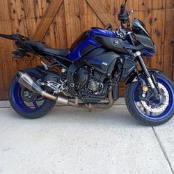 Yamaha MT-10 