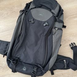 REI Vagabond 40 Travel Or Hiking Backpack