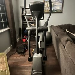 Nordic Track Eliptical