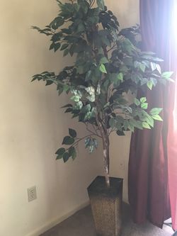 Decorative tree