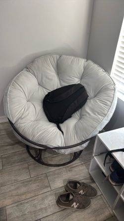 Papasan Chair(s)