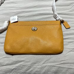 Coach Purse NWT 50% OFF