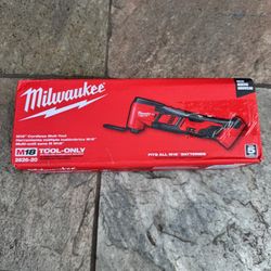 Milwaukee M18 Multitool 