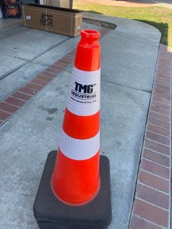 3 ft cones