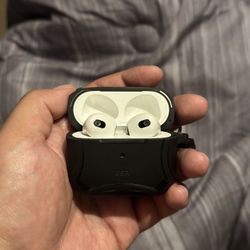 Apple AirPod 3’s