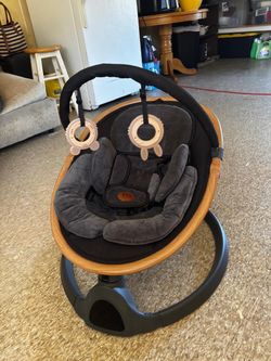 Baby swing