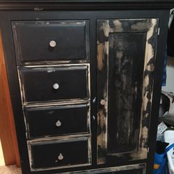 Wood Dresser 