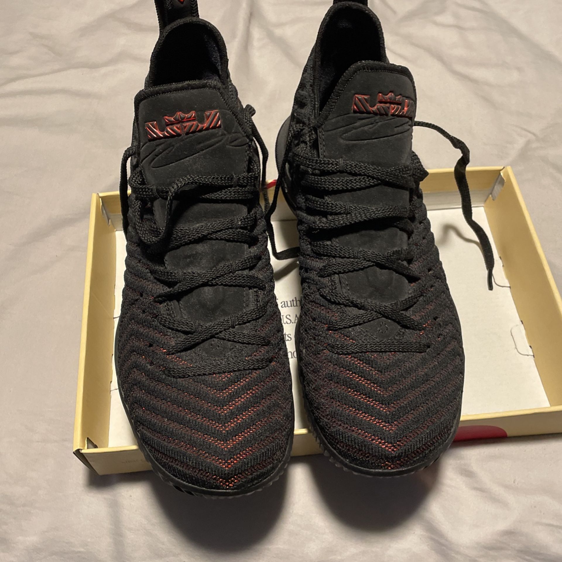 Nike Lebron 16
