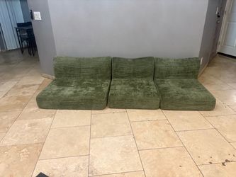 Sofa  green. Olive