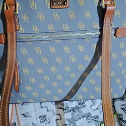 Dooney & Bourke Tote Bag
