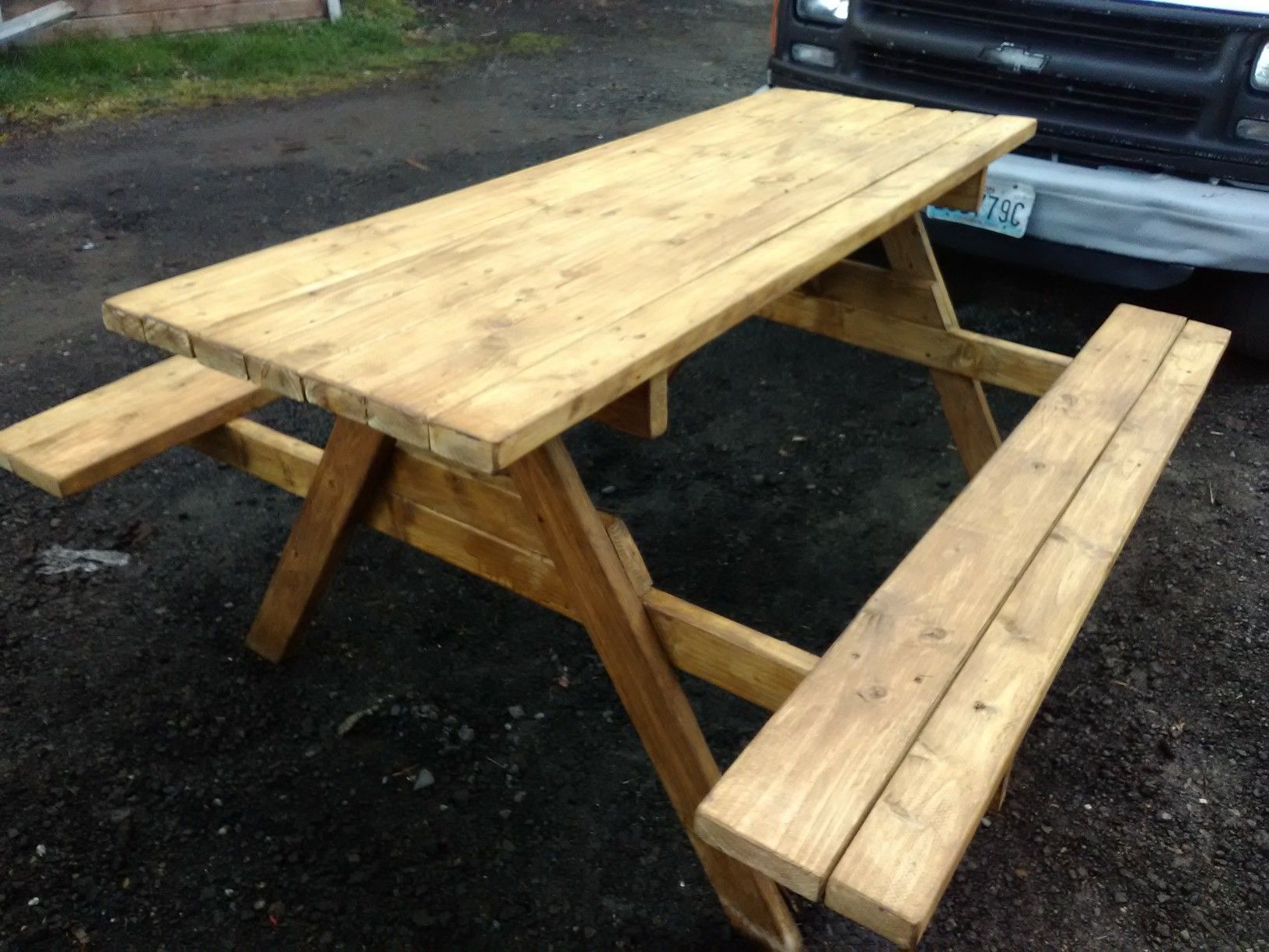 Picnic tables 6x8