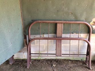 Full size iron headboard and footboard