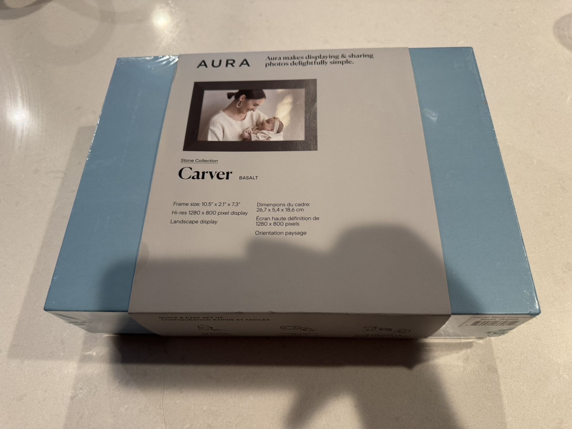BRAND NEW Aura 10” Digital Picture Frame