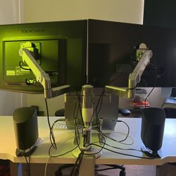  Humanscale M/Flex With M2.1 Monitor Arms (2), Dual Arm Bracket (Monitors Can Be Sold Too)