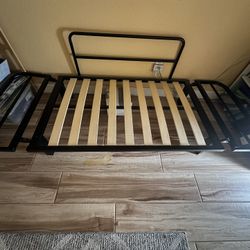 6 Foot Metal Futon Bed Frame 