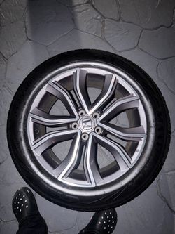 2020 Honda CRV 19 inch Rims & tires