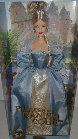 arm Terapi september Dolls of the World Princess of the Danish Court Barbie Doll for Sale in  Kissimmee, FL - OfferUp